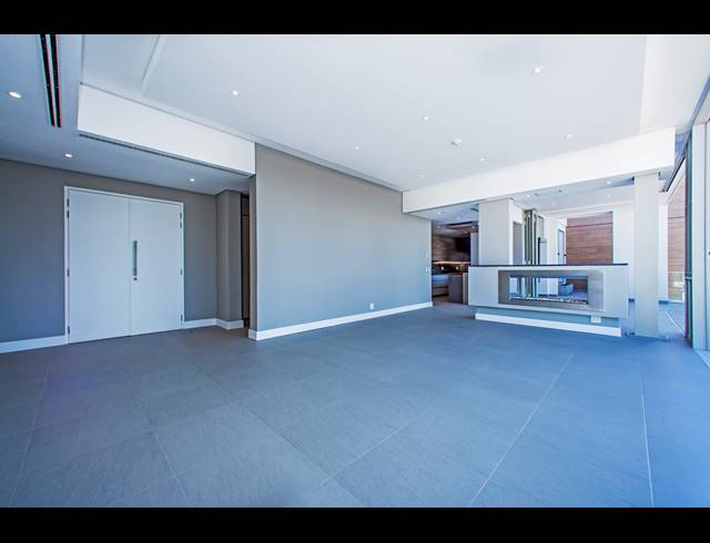 3 BEDROOM APARTMENT TO LET IN ROSEBANK